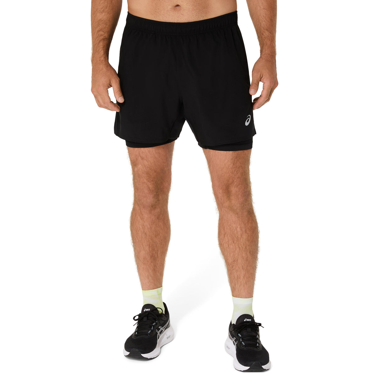 ASICS Core 2in1 5in Short de running Hommes-noir, noir