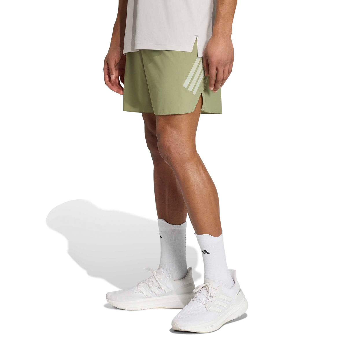 adidas adi365 5in Short de running Hommes - vert olive
