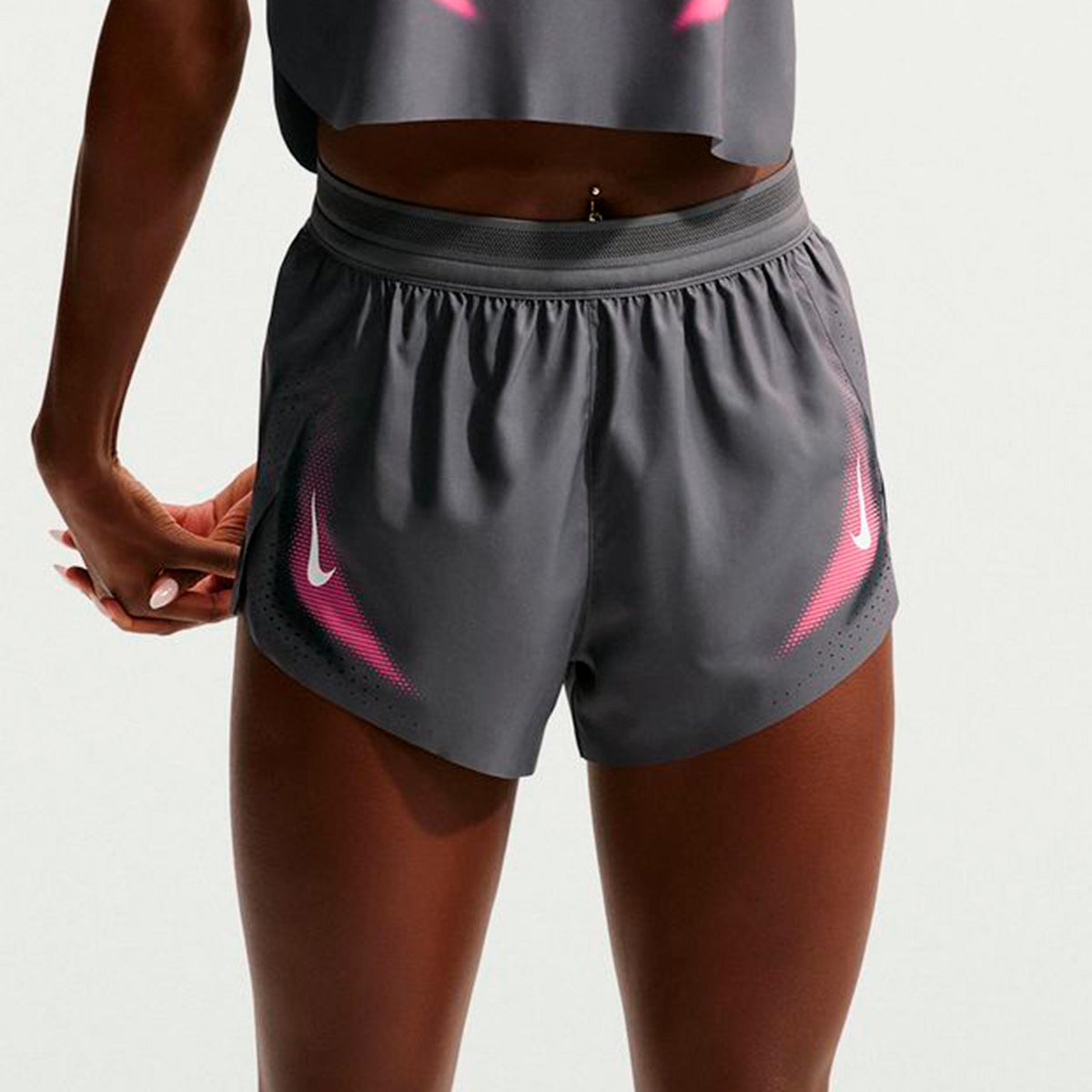 Nike AeroSwift  Short de running Femmes - gris, blanc
